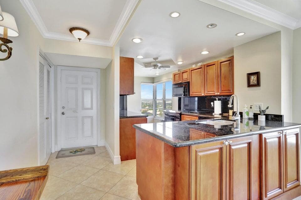 1021 Hillsboro Mile 1108, Hillsboro Beach, FL 33062, Unit 1108 - Photo 2