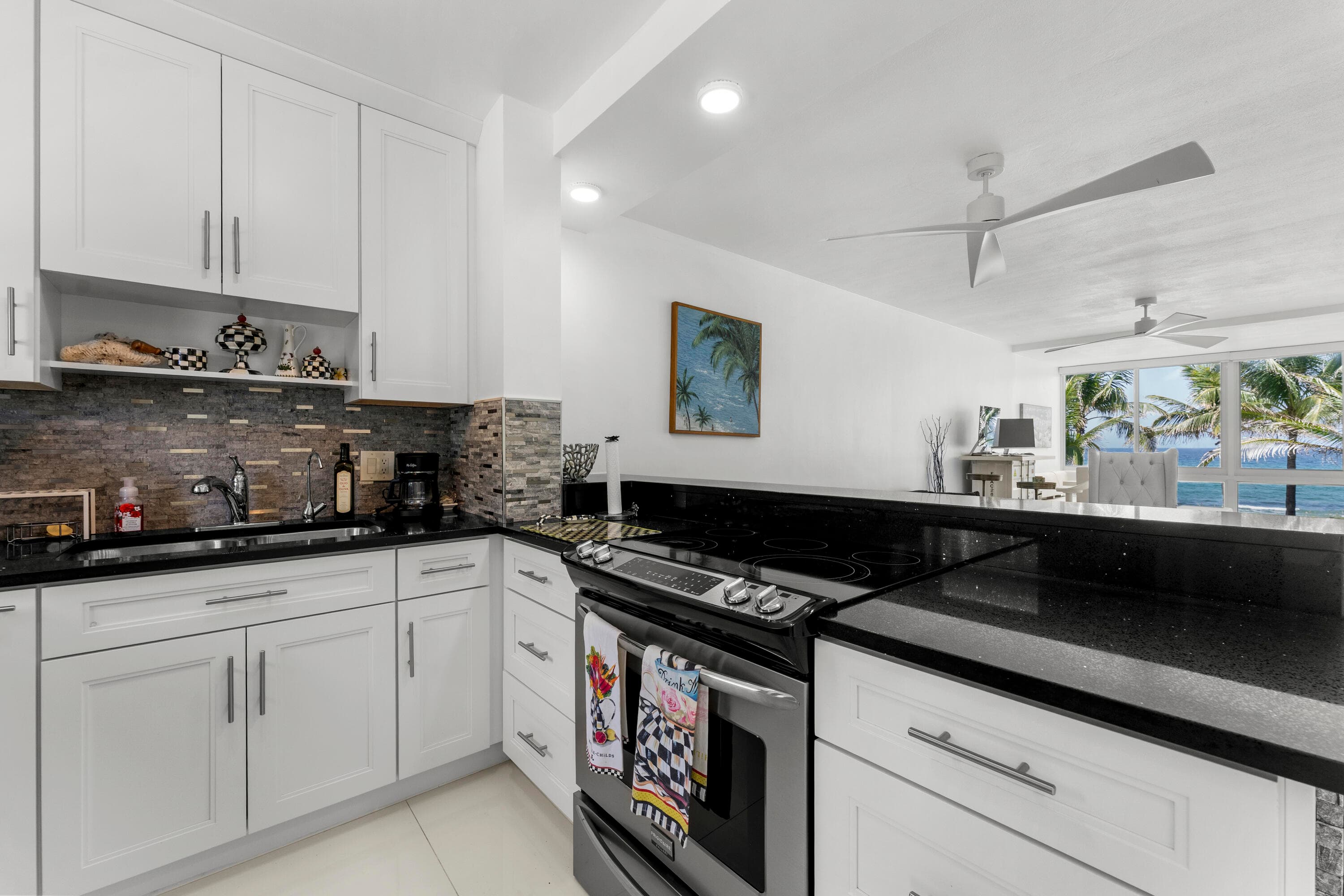 1041 Hillsboro Mile 5, Hillsboro Beach, FL 33062, Unit 5 - Photo 5